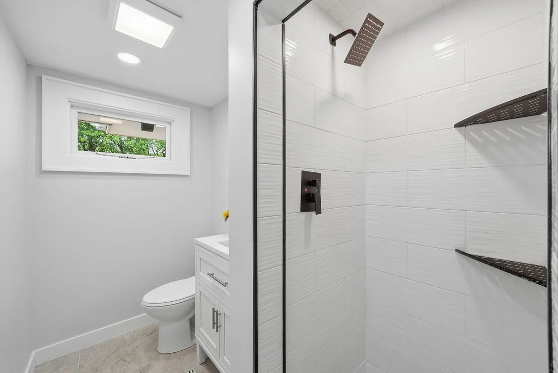 Photo of 1322 Douglas Street