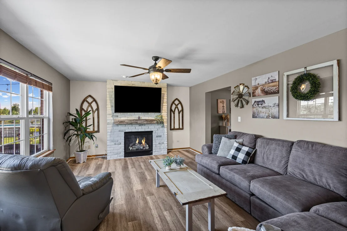 Photo of 24427 Arrowhead Drive