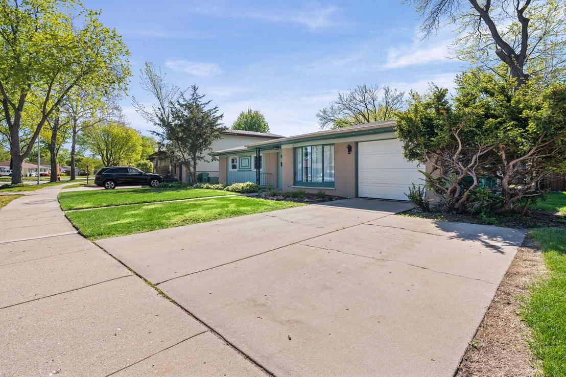 Photo of 1011 Beverly Drive