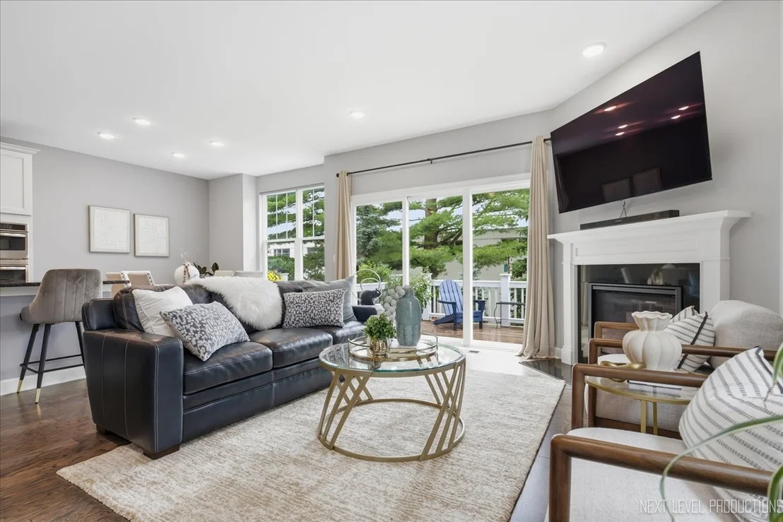 Photo of 656 Riverbank Drive