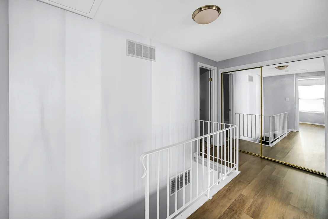 Photo of Unit 0 at 1793 Queensbury Circle