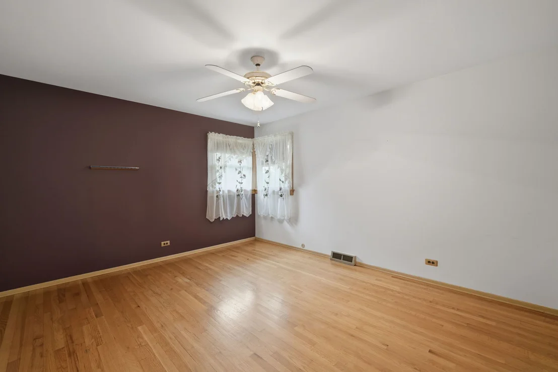 Photo of 730 W Beach Drive