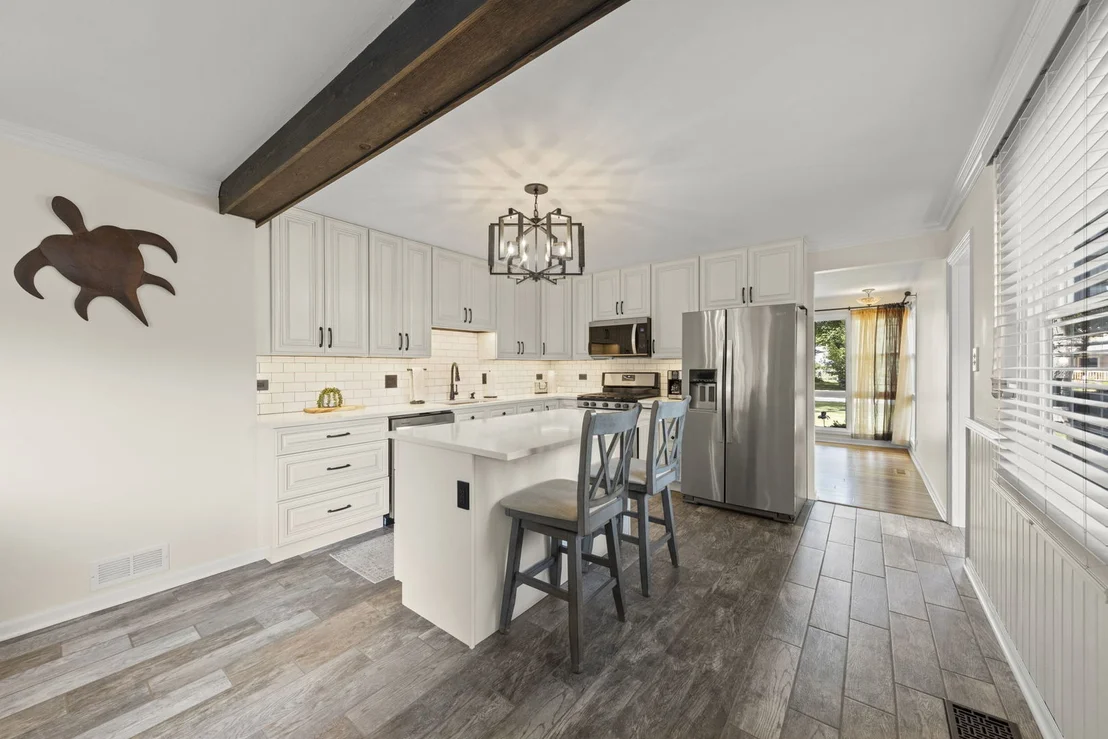 Photo of 2304 Meadow Drive