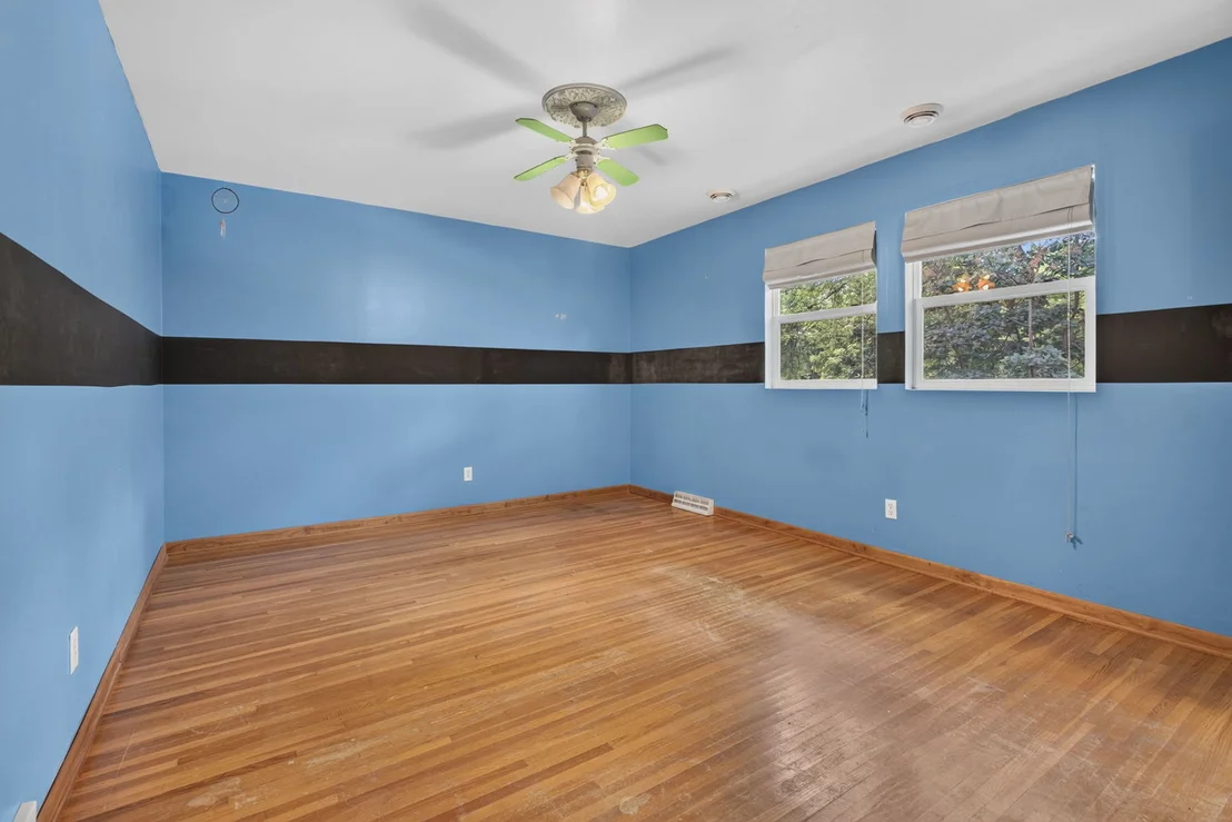 Photo of 910 N Marley Road