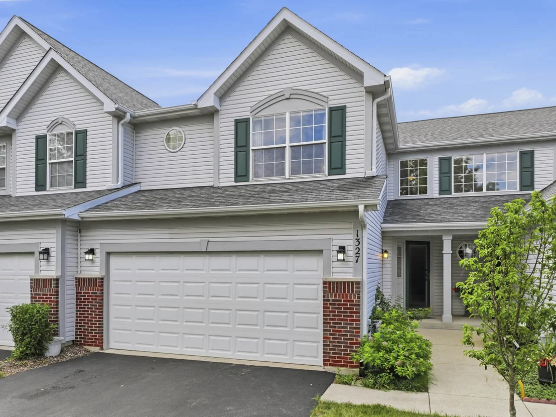 Photo of 1327 Filly Lane