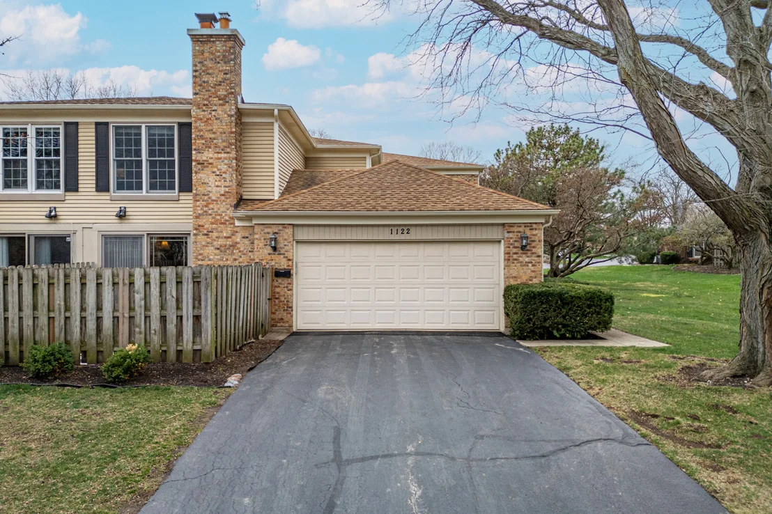 Photo of 1122 Creekside Drive