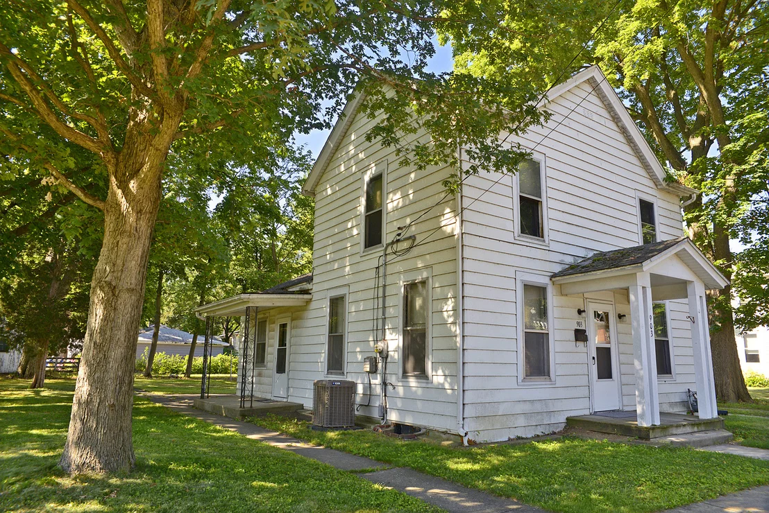 Photo of 903 Illinois Avenue