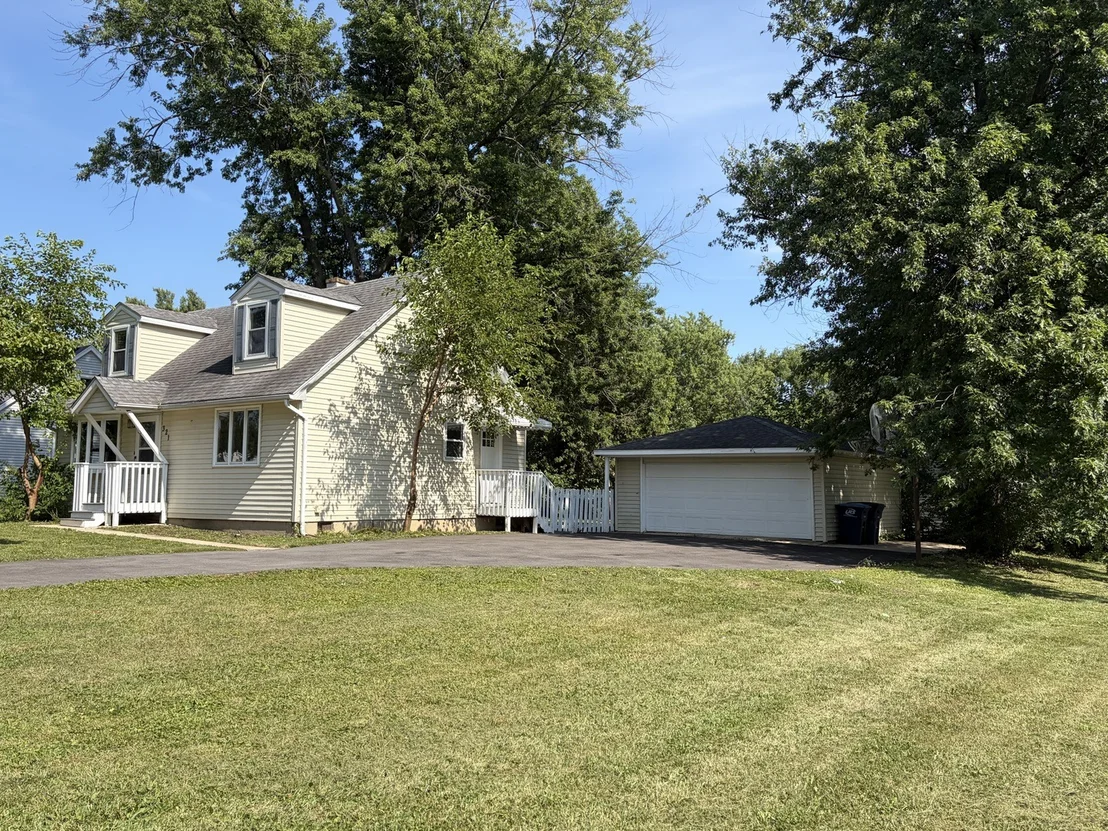 Photo of 321 Janet Avenue