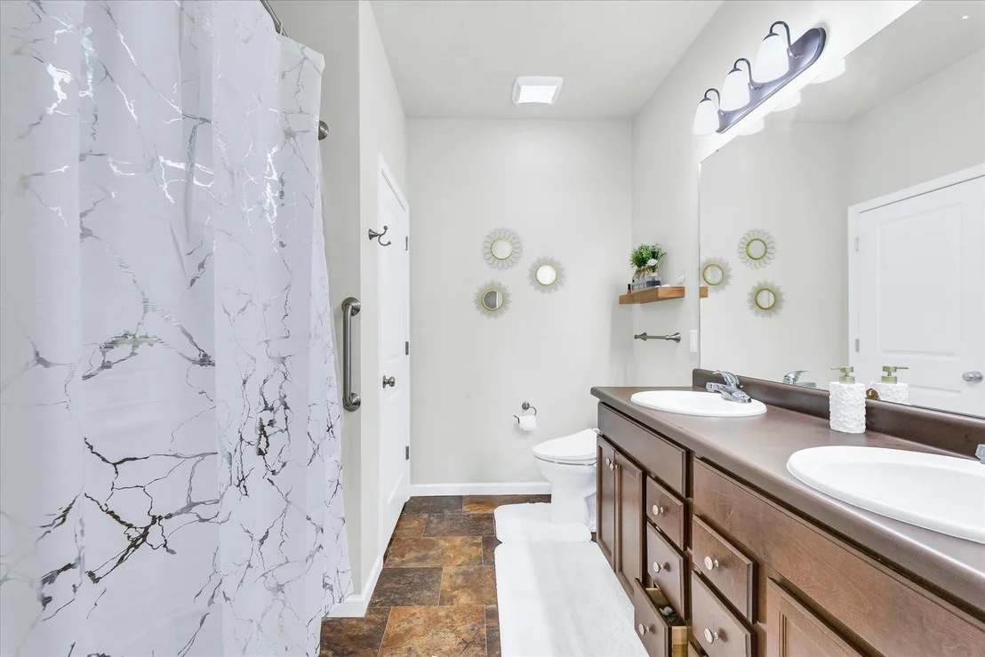 Photo of 412 Doisy Lane