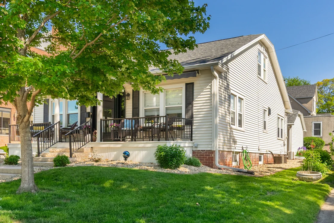 Photo of 1327 5th Street