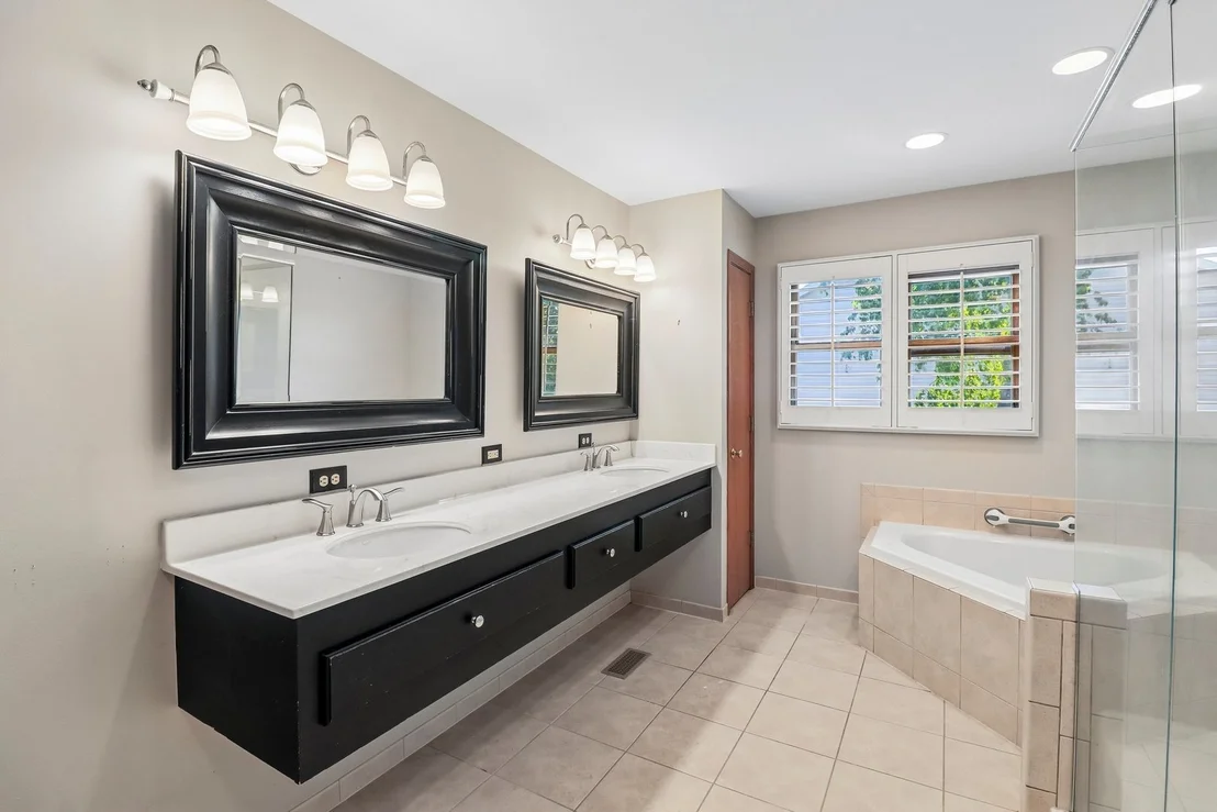 Photo of 485 Spring Ridge Drive