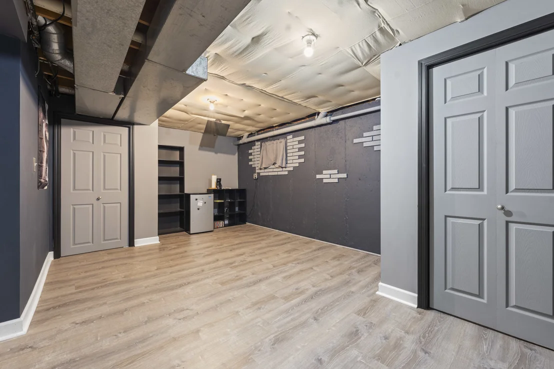 Photo of 1041 Fulton Drive