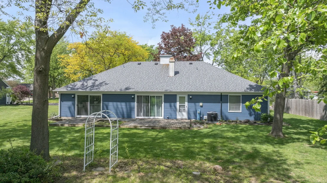 Photo of 40 Cayman Drive