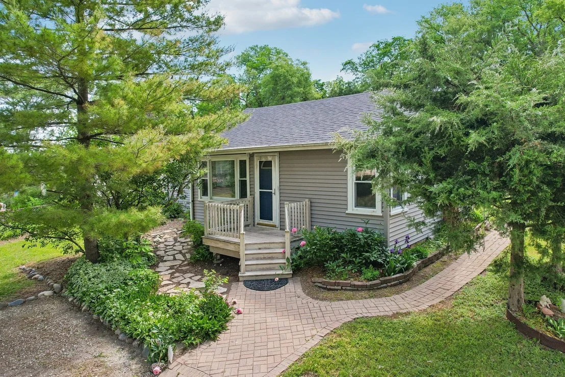 Photo of 79 Eagle Point Road