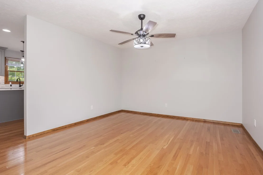 Photo of 814 Landau Lane