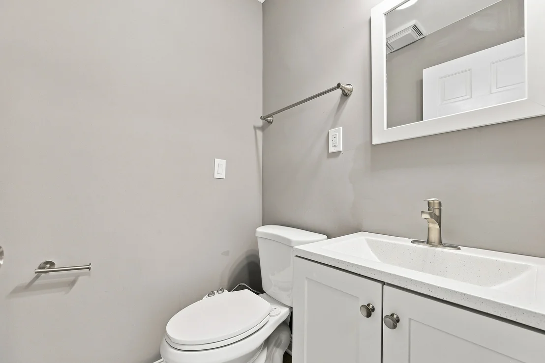 Photo of 1805 W Willow Lane