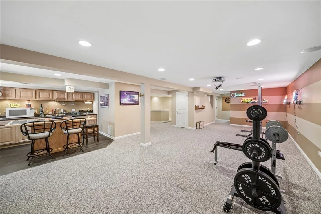 Photo of 645 Chestnut Drive