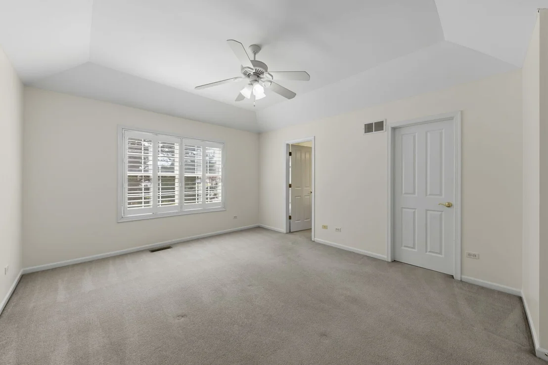 Photo of Unit 3 at 1728 Pershing Avenue