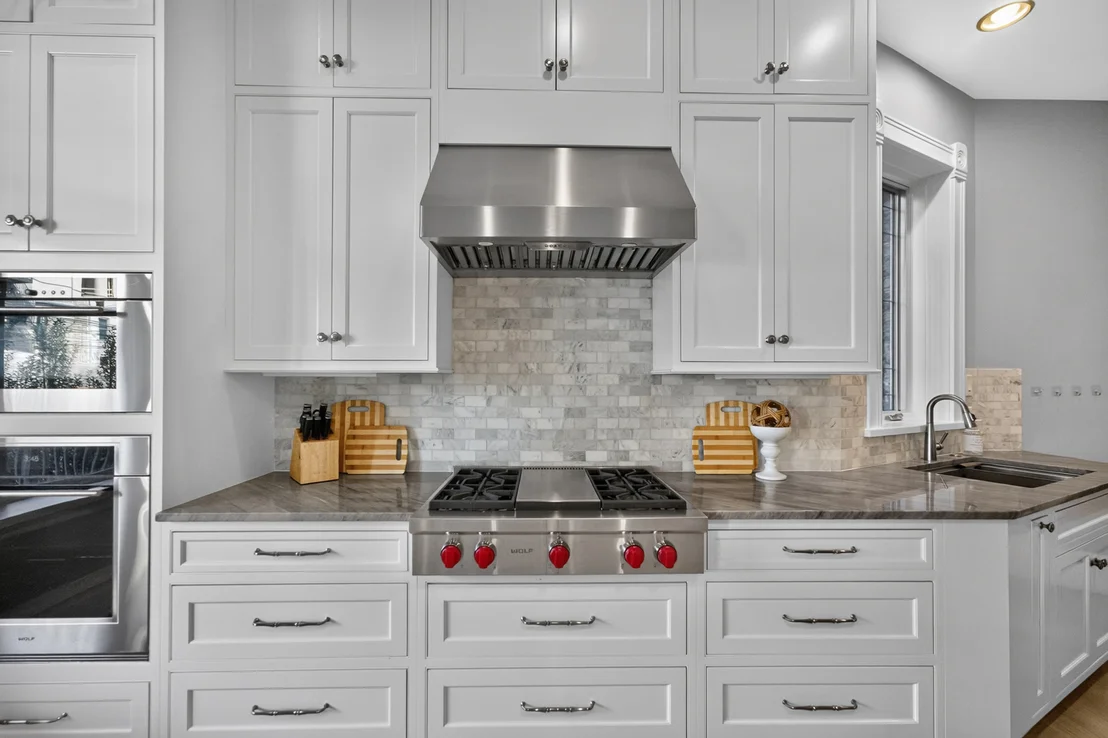 Photo of 634 W Briar Place