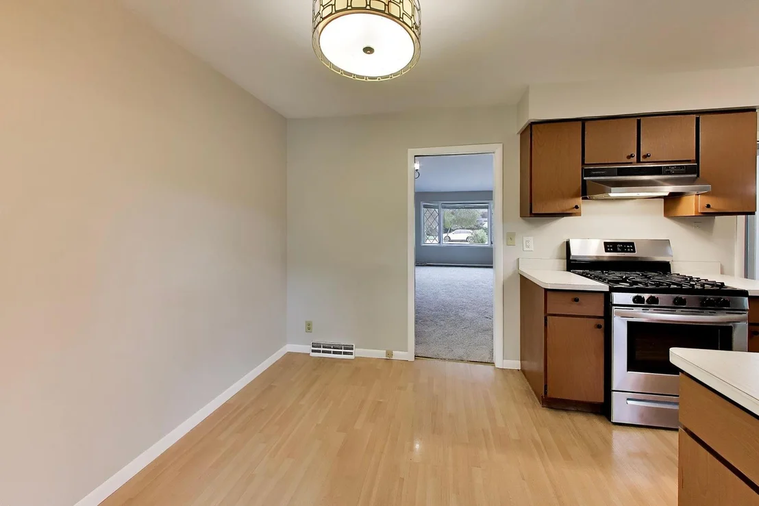 Photo of 717 Cheever Avenue