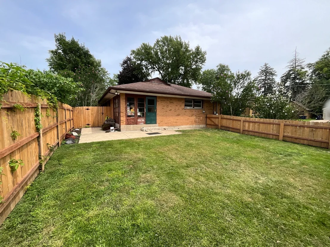 Photo of 852 Carr Street