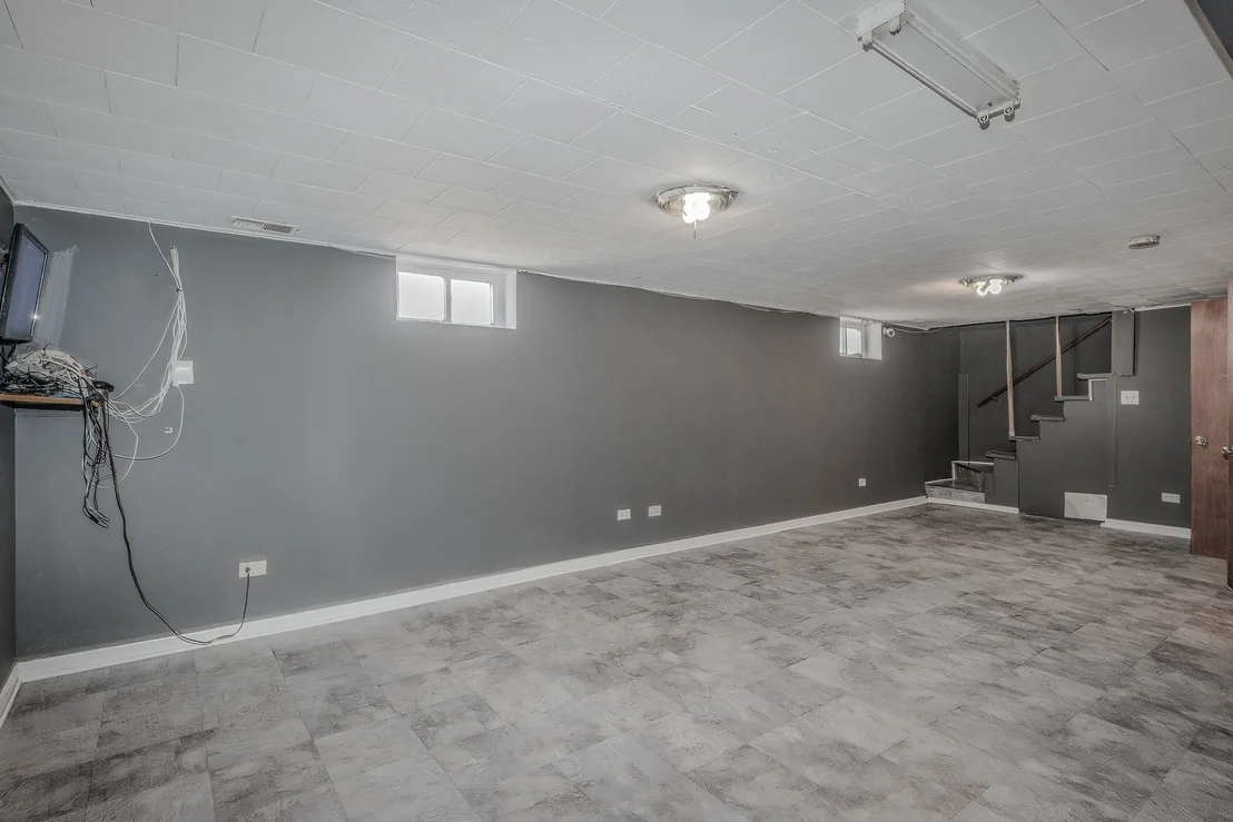 Photo of 4021 W 82nd Place