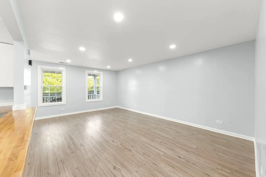 Photo of 1010 Symphony Drive