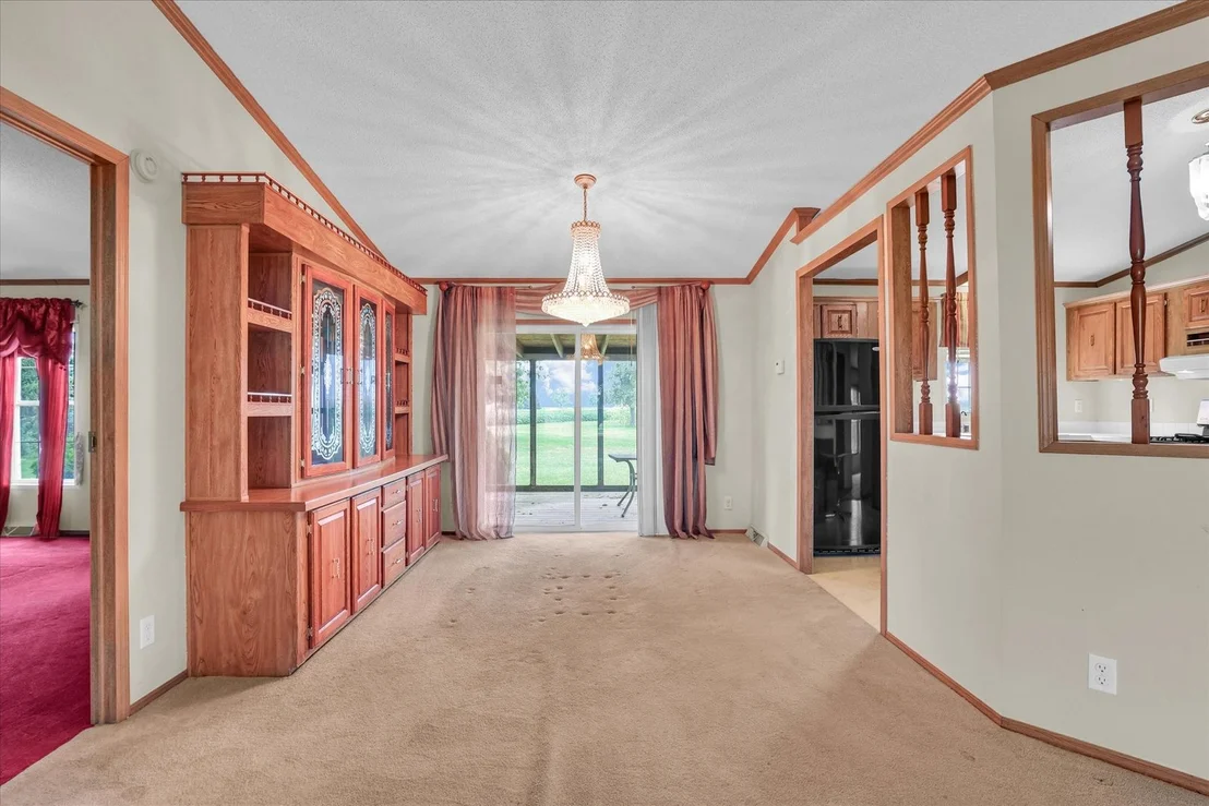 Photo of 425 County Road 1575 E