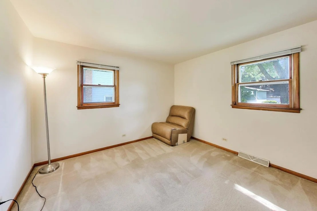 Photo of 249 Sunrise Avenue