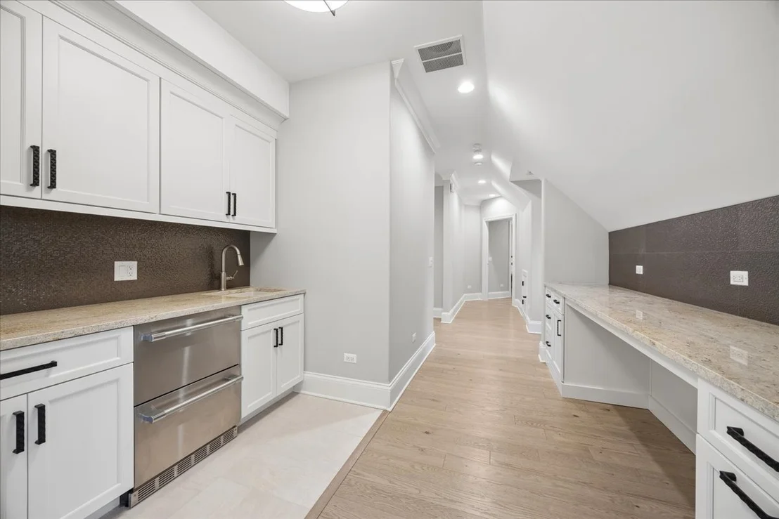 Photo of 5237 Cornell Avenue