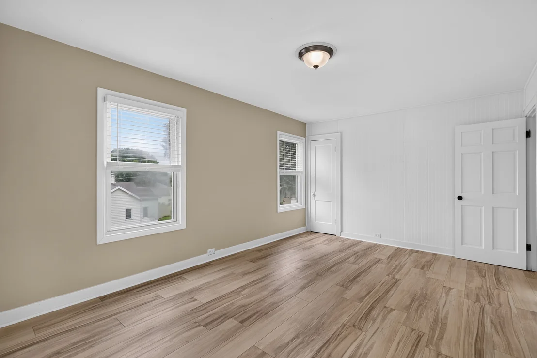 Photo of 127 W Moore Street