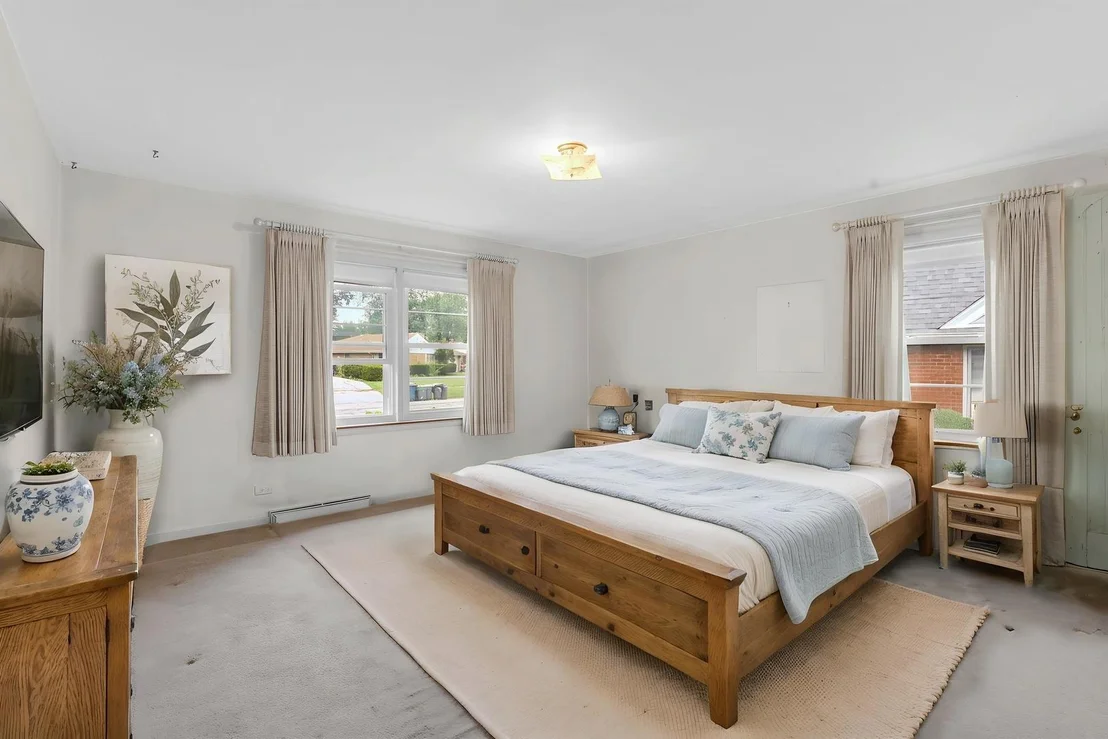 Photo of 270 Crescent Drive