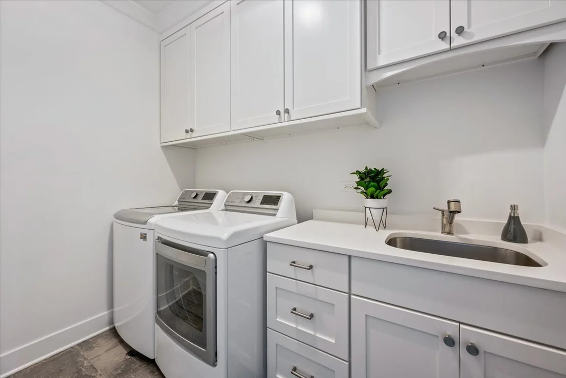 Photo of 1511 Central Avenue