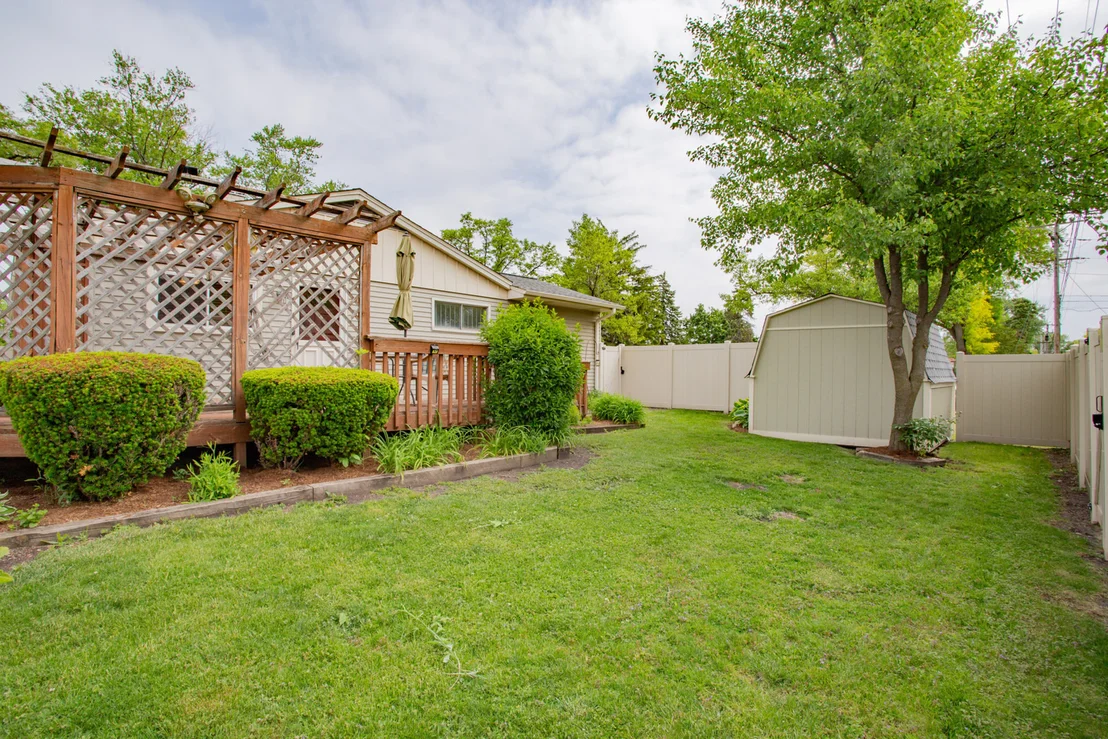 Photo of 818 Leahy Circle