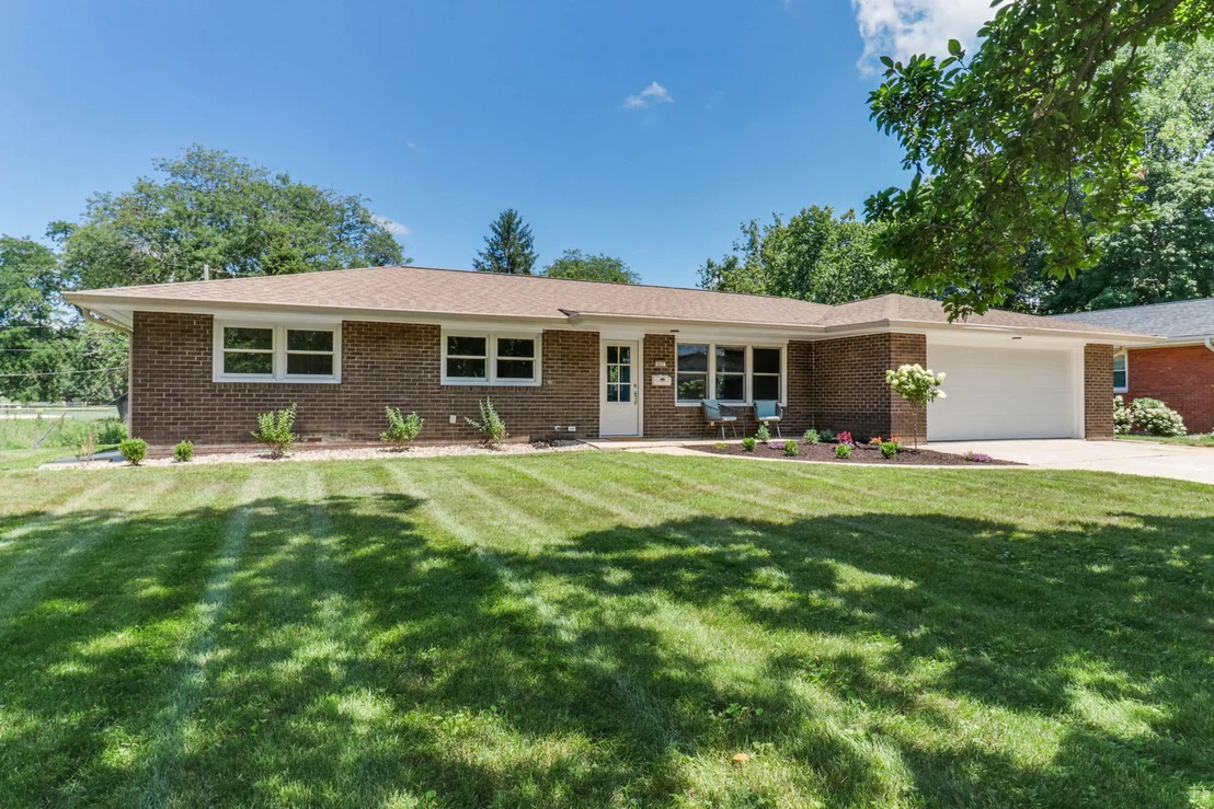 Photo of 802 Karin Drive