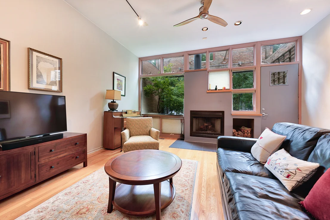 Photo of 1640 W Huron Street
