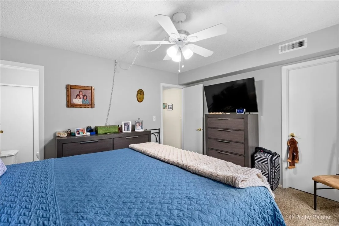 Photo of Unit D at 5202 Winslow Circle