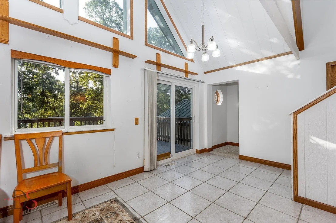 Photo of 705 Cedar Court