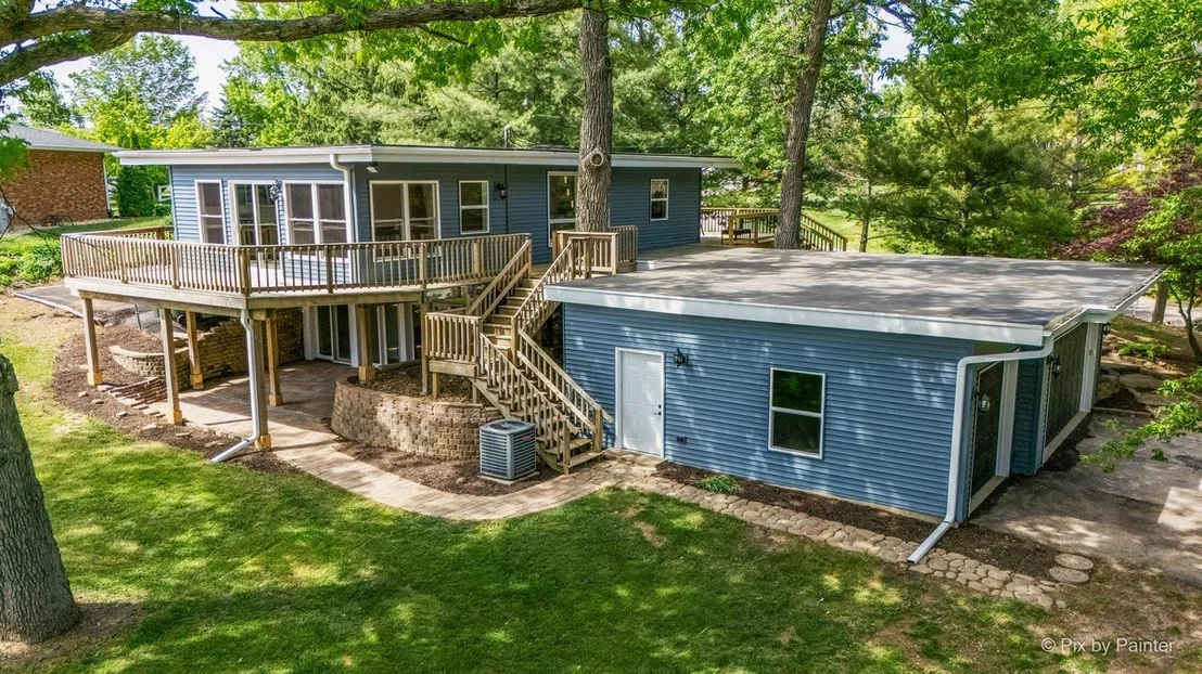 Photo of 368 Holiday Drive