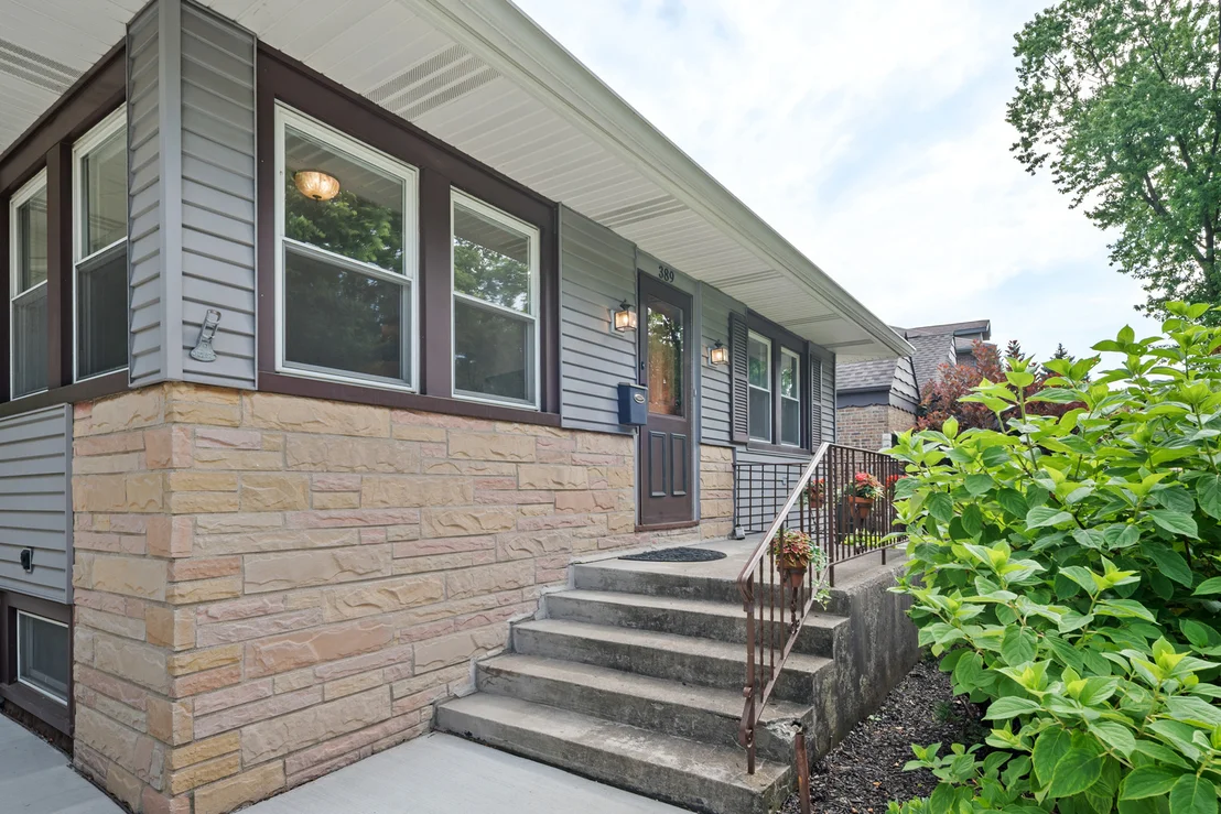 Photo of 389 Addison Road