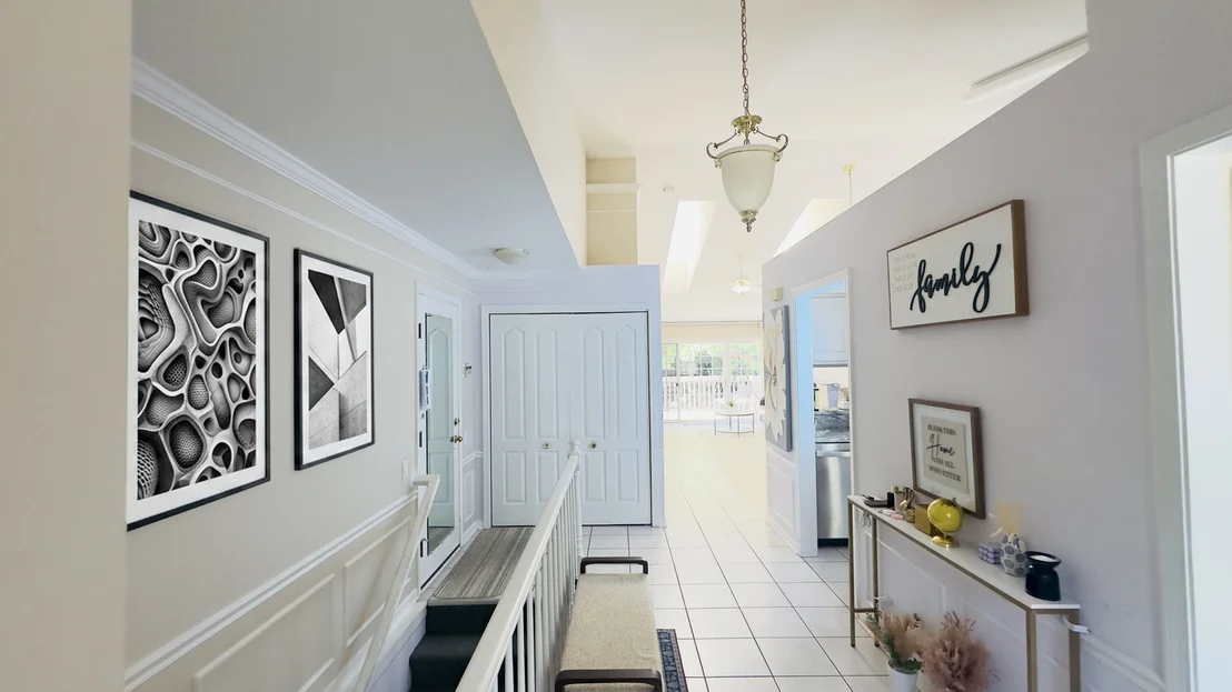 Photo of 714 Alsace Circle