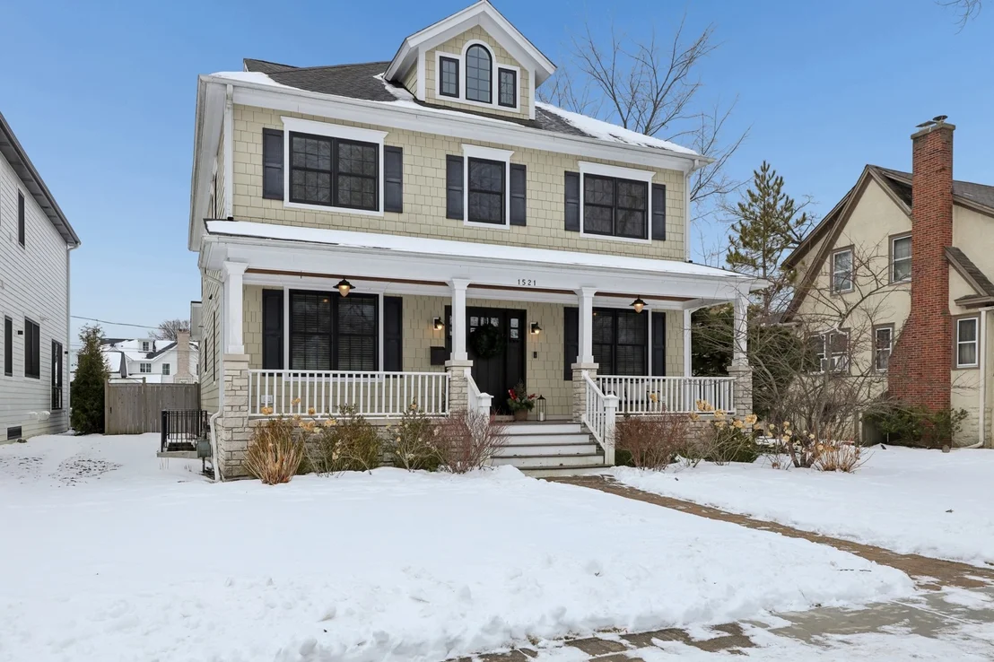 Photo of 1521 Gregory Avenue