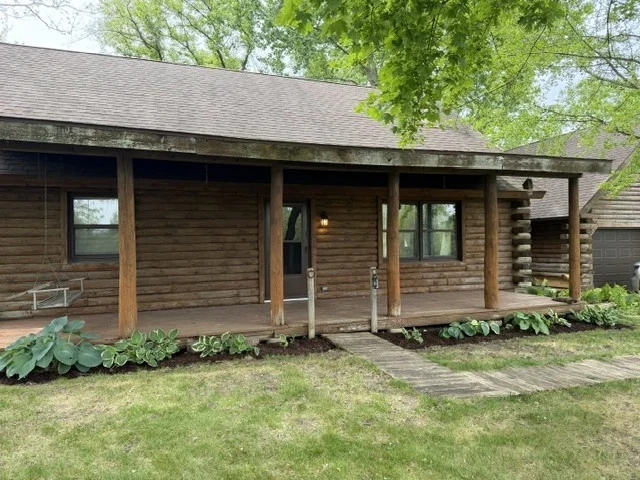 Photo of 10N630 Muirhead Road