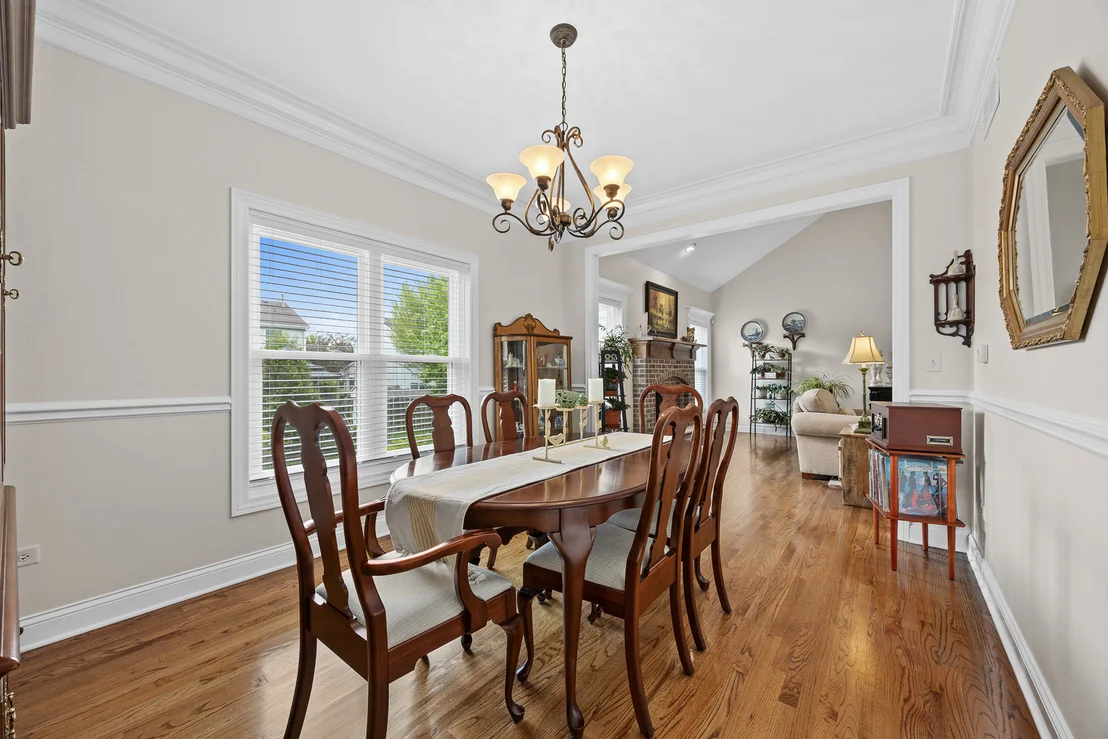 Photo of 352 Andover Drive