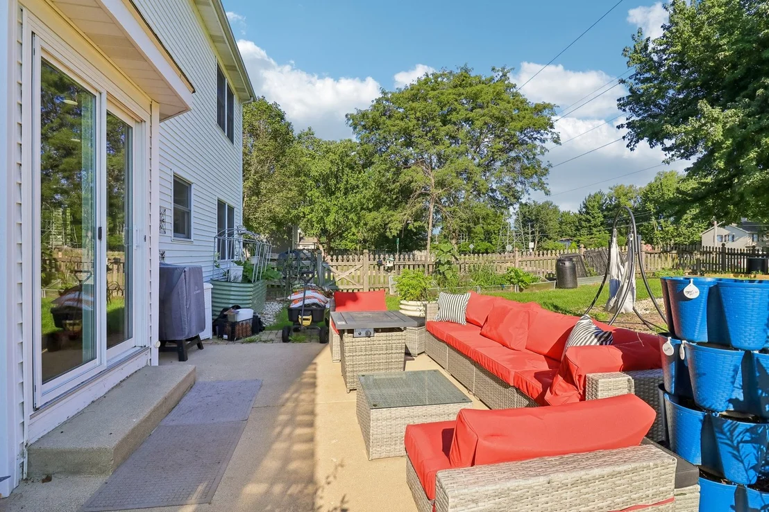 Photo of 485 Spring Ridge Drive