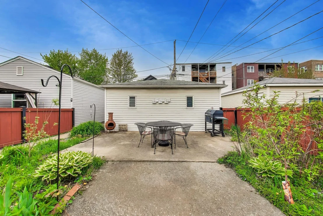 Photo of 1112 N Spaulding Avenue