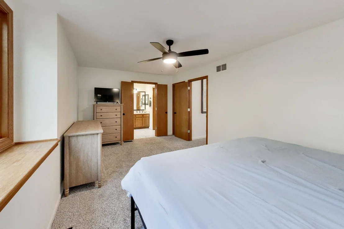 Photo of 919 Millcreek Circle