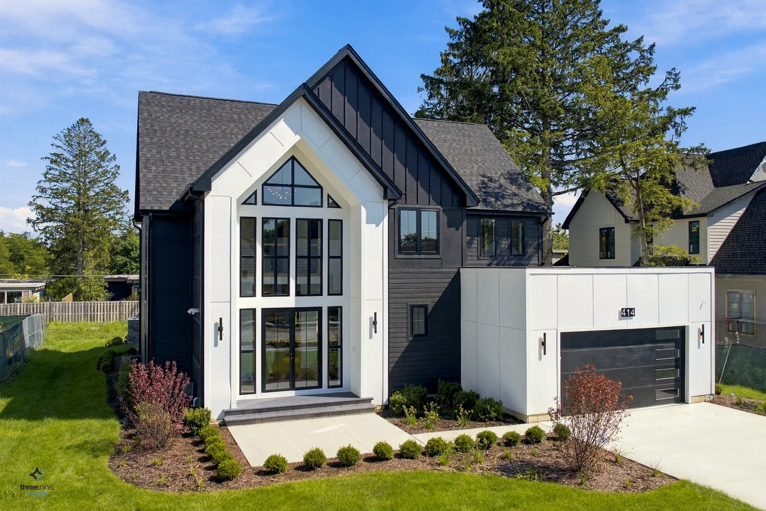 Photo of 414 Forest Edge Drive