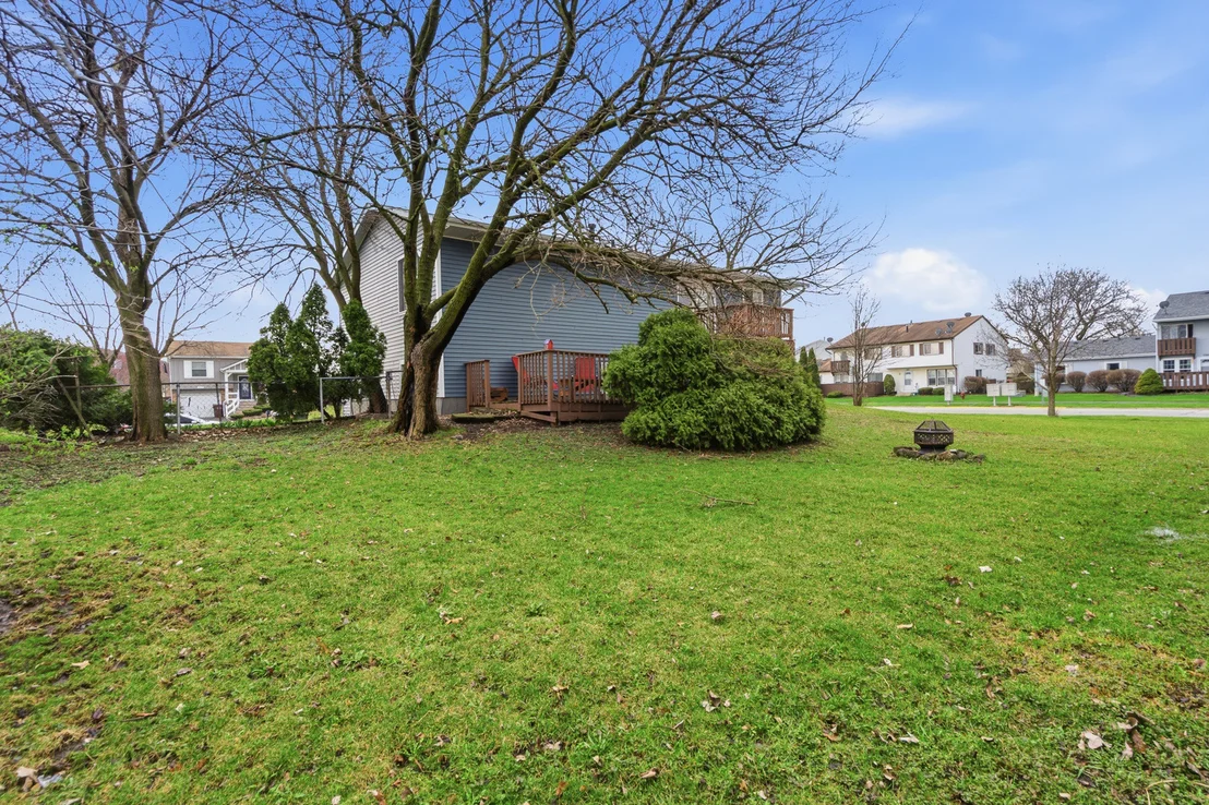 Photo of 7654 W Moorefield Drive