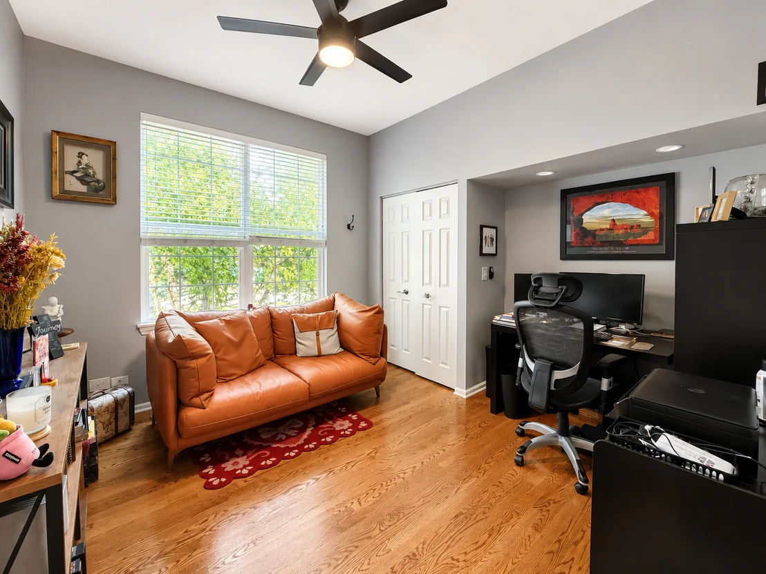 Photo of 394 Broadmoor Lane